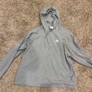 Nike Men's Light Gray Pullover Hoodie with Small Swoosh
